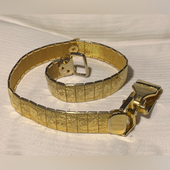 Vintage Gold metal collar. - Picture 8 of 8